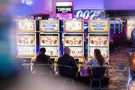 Người chơi tại Hà Nội và TP. Hồ Chí Minh thích sportsbook và live casino